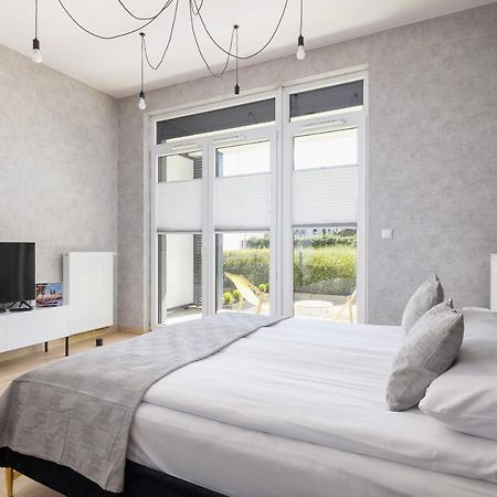 Krakow Studio With Parking & Terrace Near Zalew Bagry By Renters Prestige ภายนอก รูปภาพ