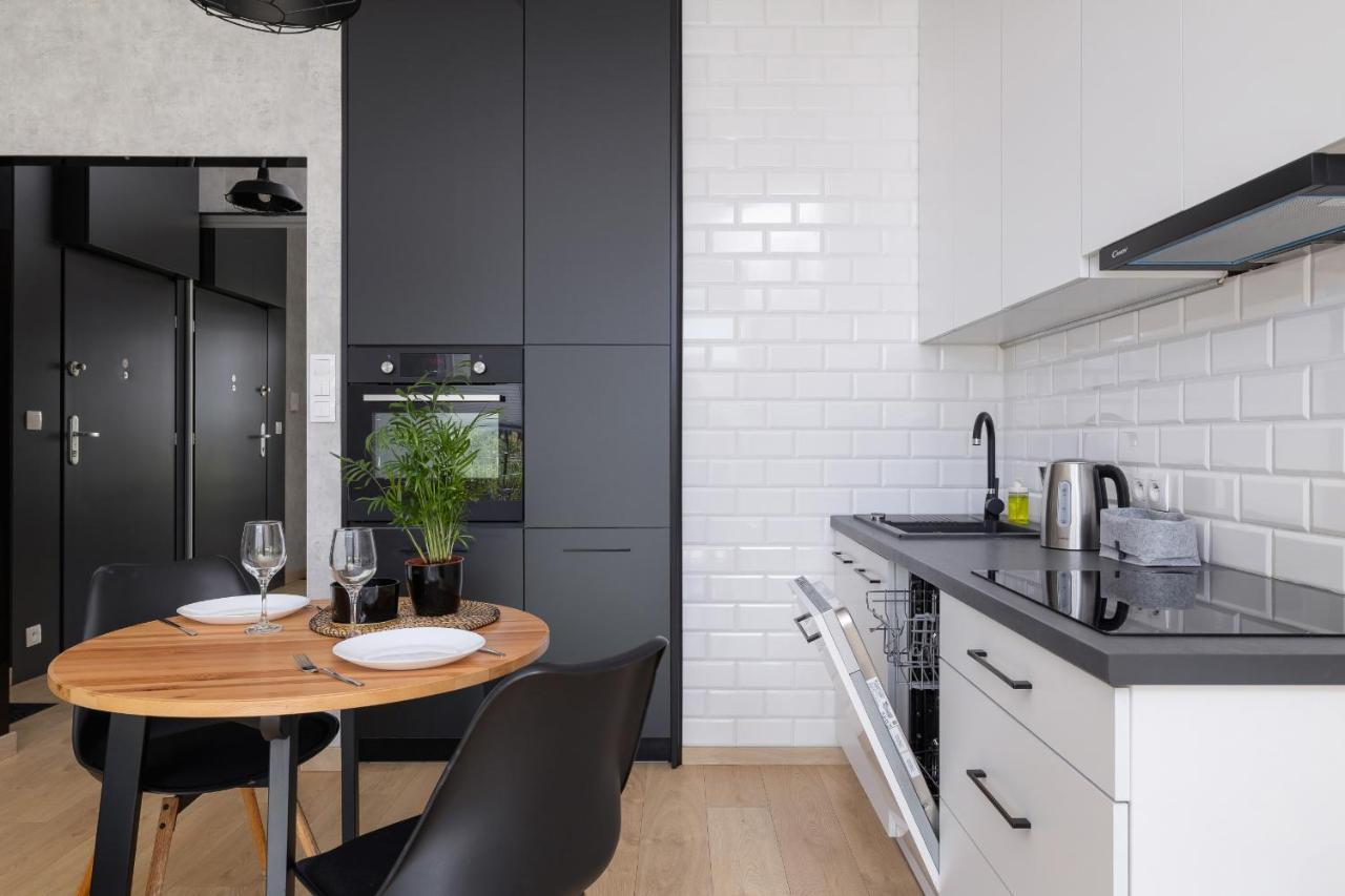 Krakow Studio With Parking & Terrace Near Zalew Bagry By Renters Prestige ภายนอก รูปภาพ