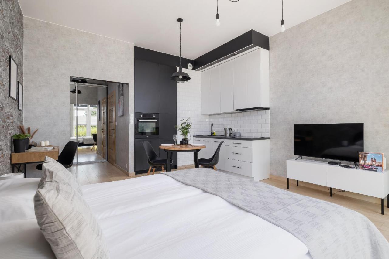 Krakow Studio With Parking & Terrace Near Zalew Bagry By Renters Prestige ภายนอก รูปภาพ