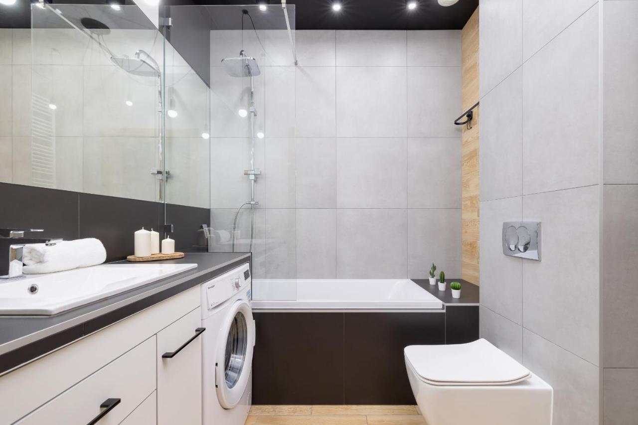 Krakow Studio With Parking & Terrace Near Zalew Bagry By Renters Prestige ภายนอก รูปภาพ
